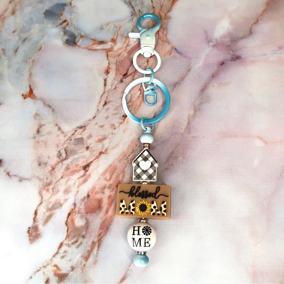Handmade Keychain Blessed Mom with Windmill Farmhouse Wooden Beads - Picture 3 of 4